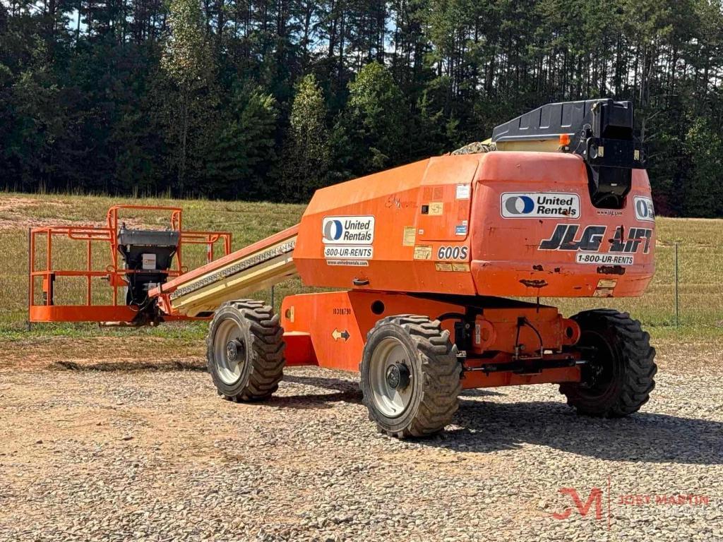 Image of JLG 600S Primary image