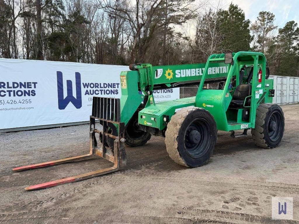 2015 JLG 6036 Equipment Image0