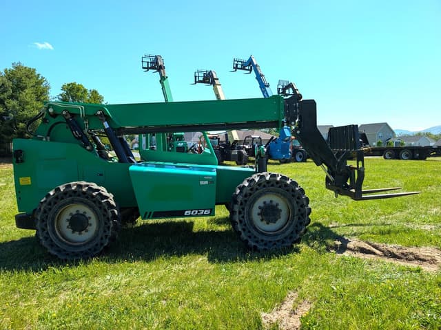 Image of JLG 6036 equipment image 3