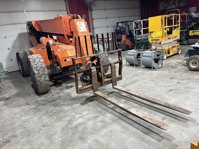 Image of JLG 6042 equipment image 4