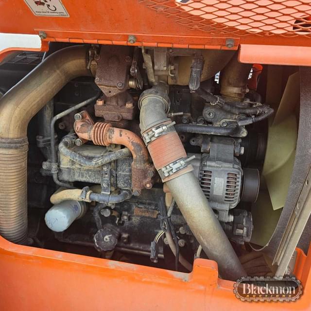 Image of JLG 6042 equipment image 4
