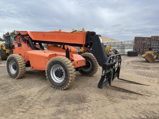 Image of JLG 6042 equipment image 1
