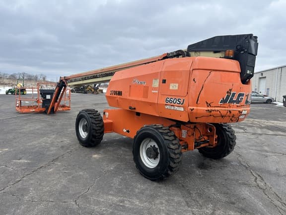 Image of JLG 660SJ equipment image 1