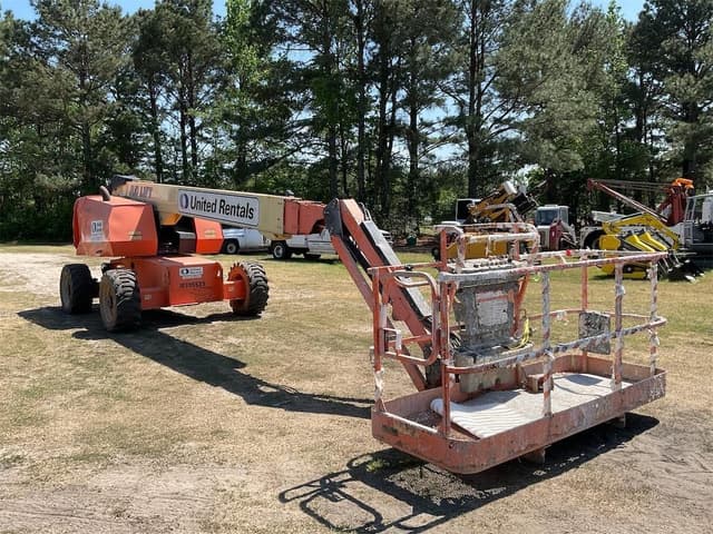 Image of JLG 660SJ equipment image 2