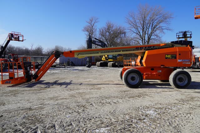 Image of JLG 660SJ equipment image 1