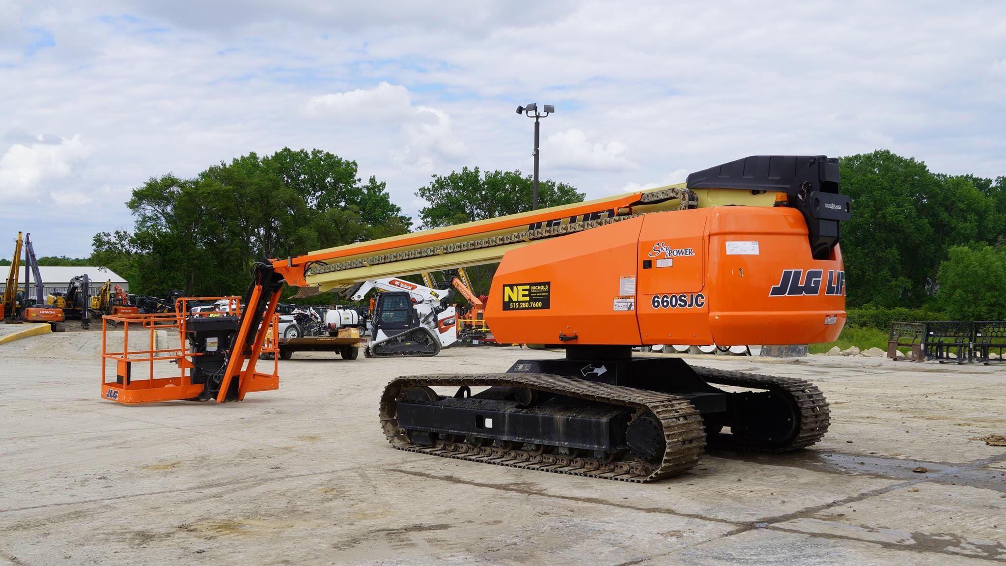 2015 JLG 660SJC Equipment Image0