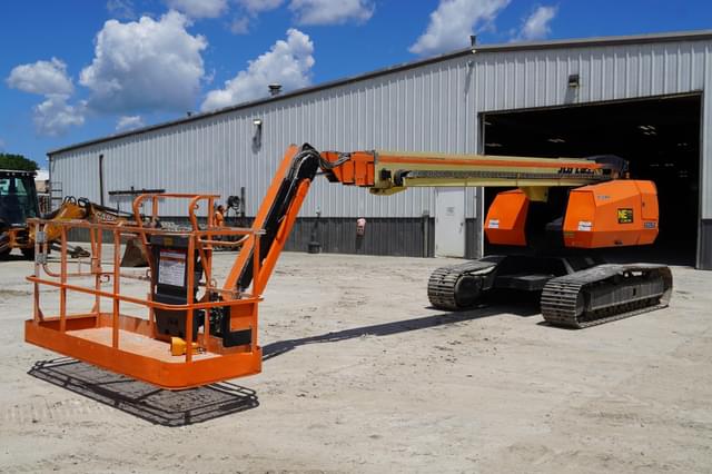 Image of JLG 660SJC equipment image 2