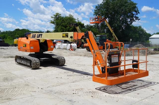 Image of JLG 660SJC equipment image 4