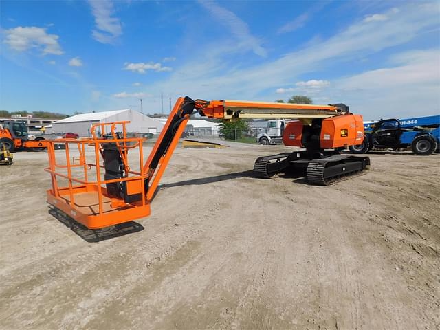 Image of JLG 660SJC equipment image 2