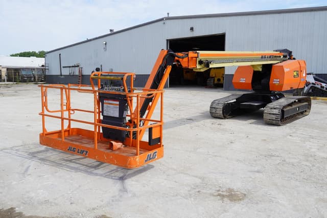 Image of JLG 660SJC equipment image 4