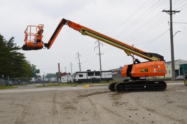 Image of JLG 660SJC equipment image 1