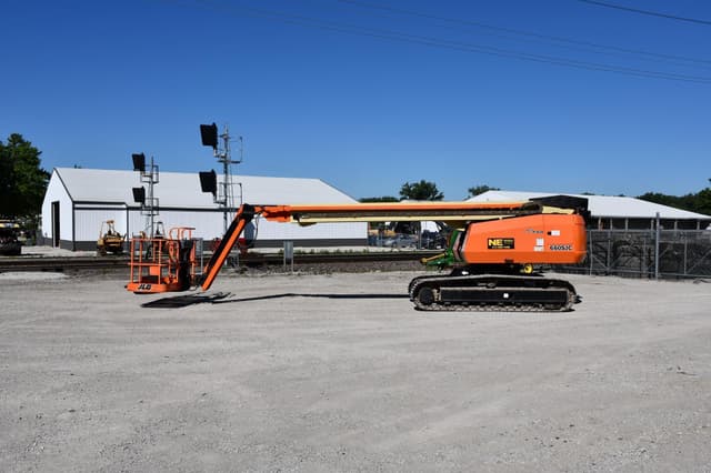 Image of JLG 660SJC equipment image 1