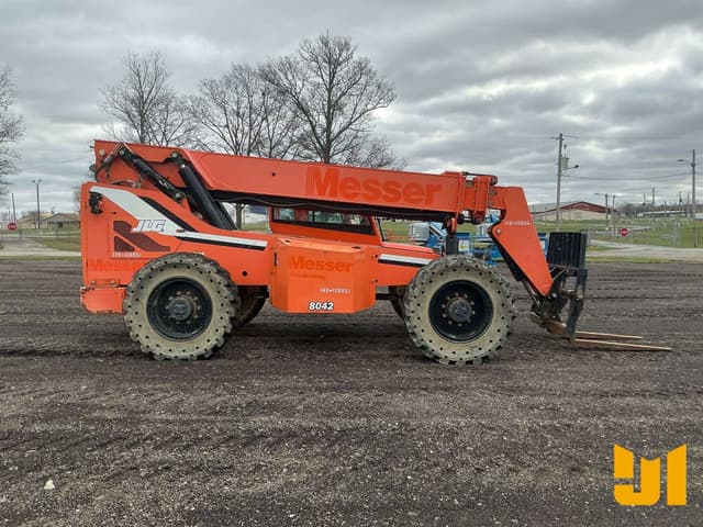 Image of JLG 8042 equipment image 3