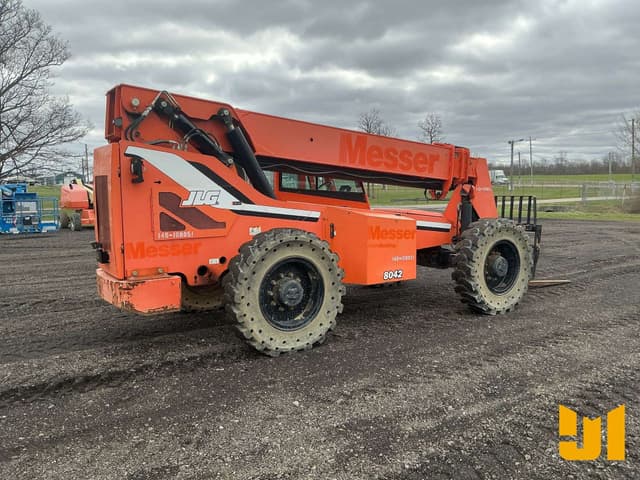 Image of JLG 8042 equipment image 4