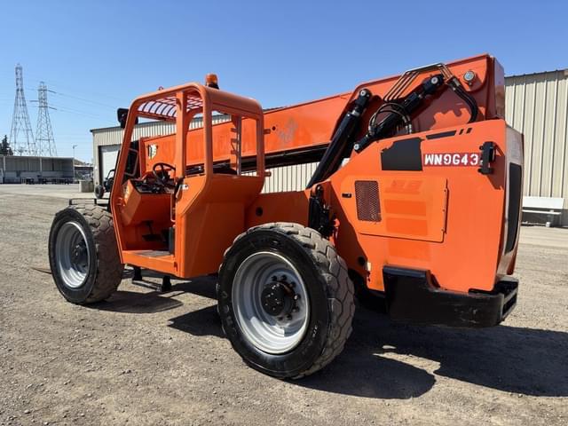 Image of JLG 8042 equipment image 3