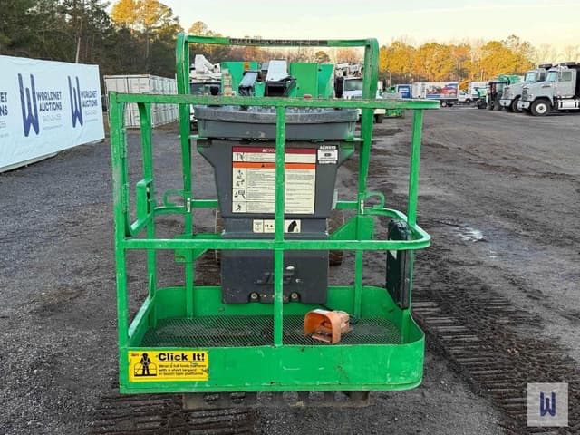 Image of JLG E300AJ equipment image 2
