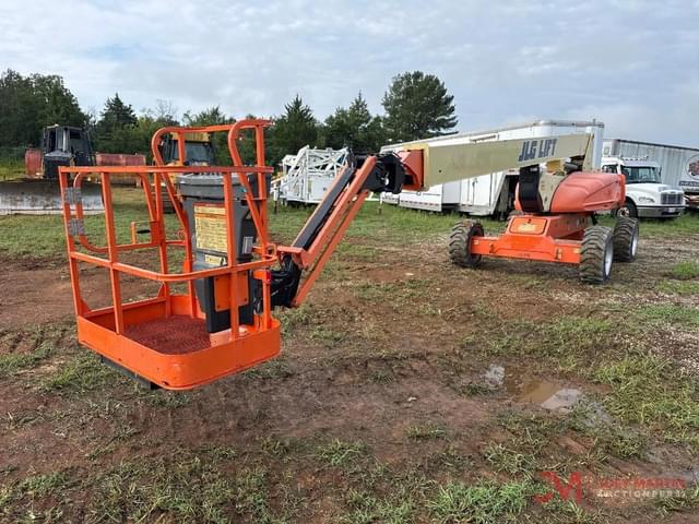 Image of JLG E600JP equipment image 4