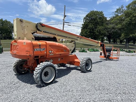 Image of JLG E600JP equipment image 1