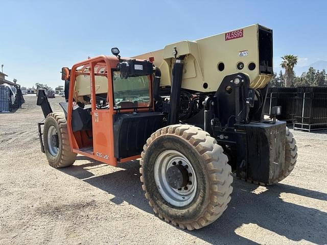 Image of JLG G10-55A equipment image 3