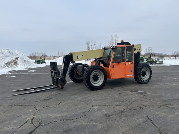2015 JLG G6-42A Equipment Image0