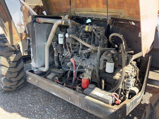 Image of JLG G6-42A equipment image 4