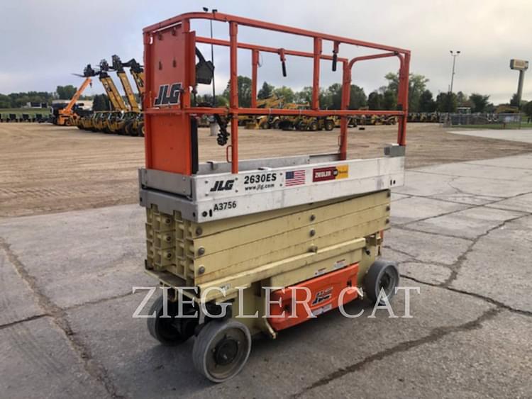 2015 JLG 2630ES Equipment Image0