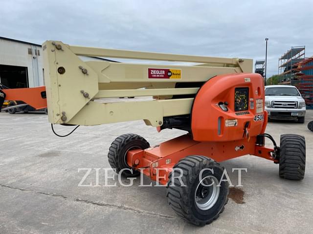 Image of JLG 450AJ equipment image 2