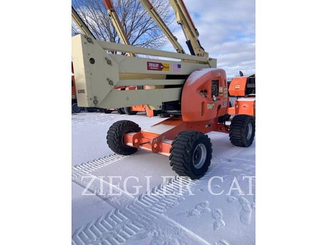 Image of JLG 450AJ equipment image 2