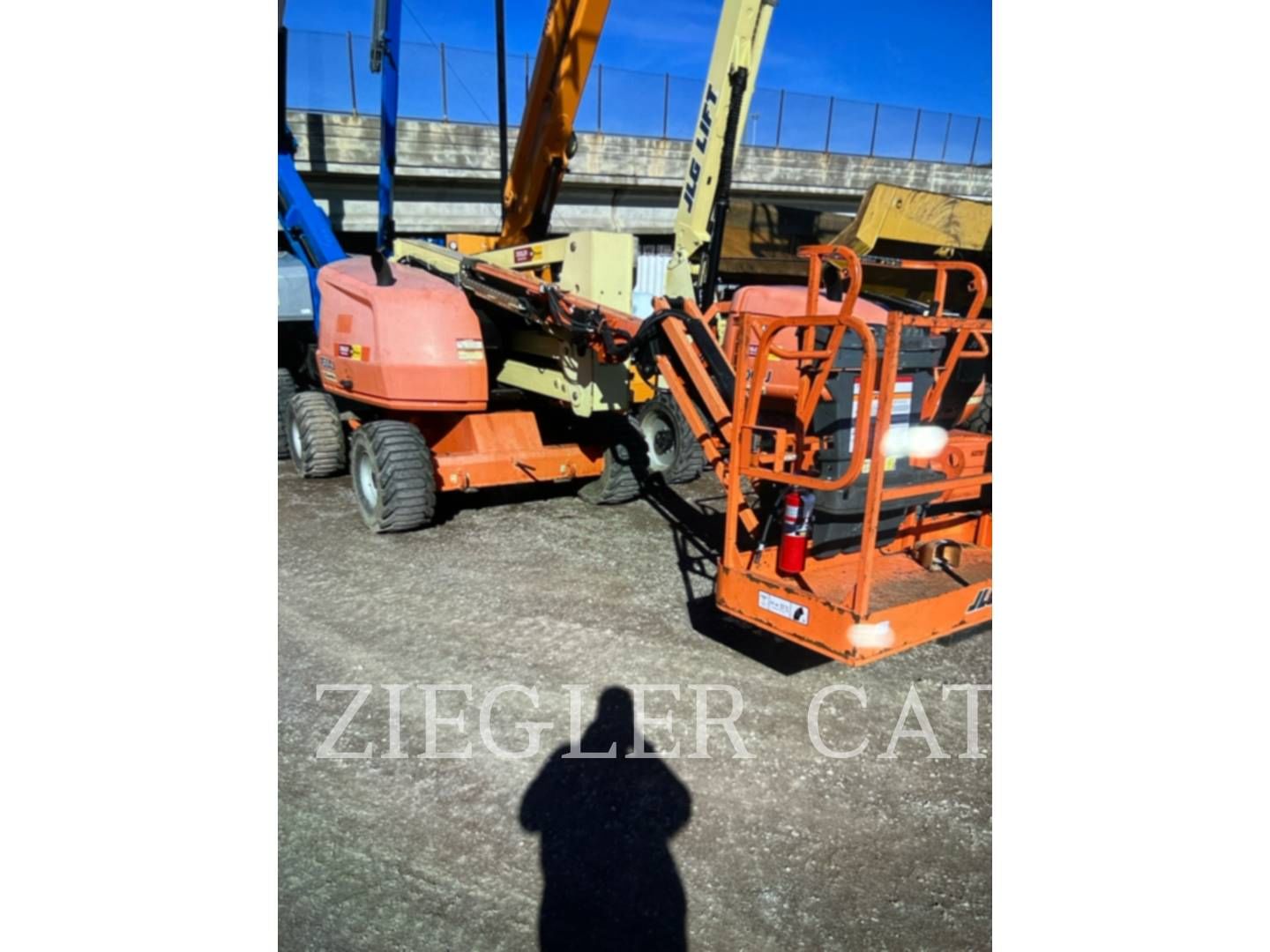 2015 JLG 450AJ Equipment Image0