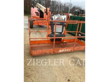 Main image JLG 600AJ