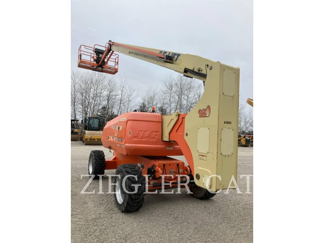 Image of JLG 800AJ Image 1