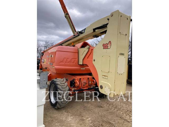 Image of JLG 800AJ equipment image 2