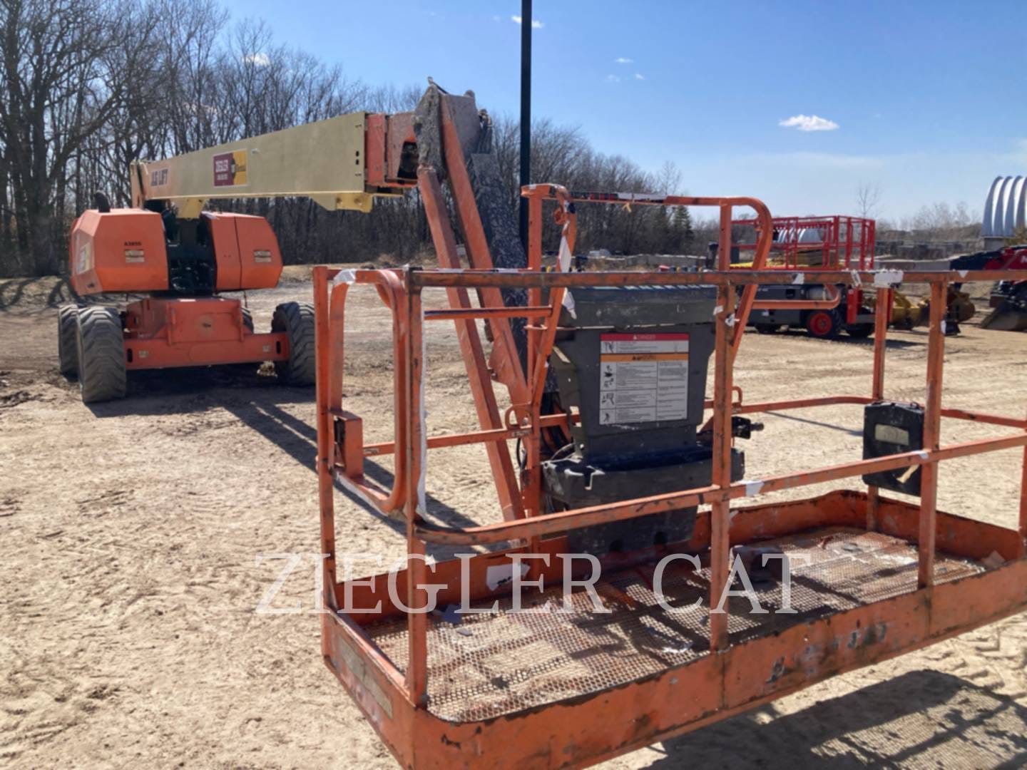 2015 JLG 860SJ Equipment Image0