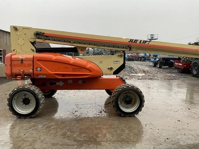 Image of JLG M600JP equipment image 4