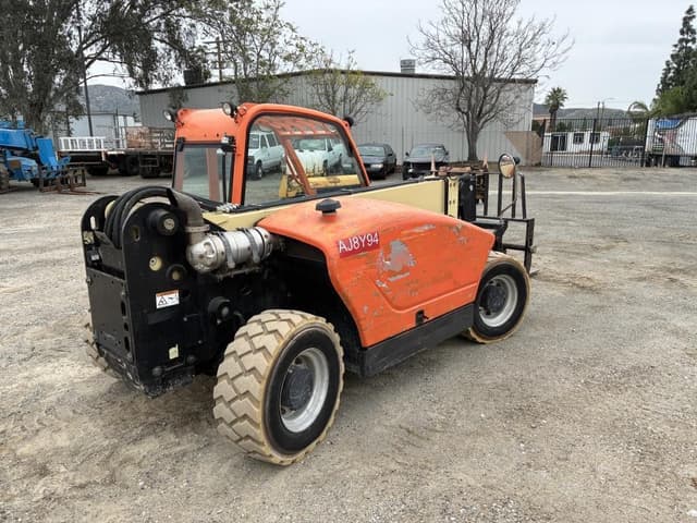Image of JLG G5-18A equipment image 2