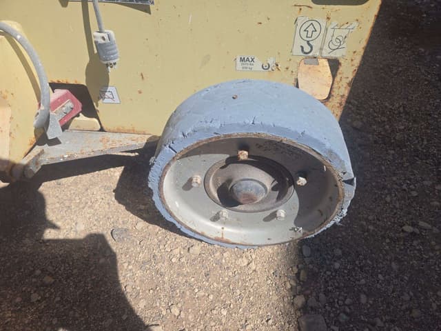 Image of JLG 3246ES equipment image 4