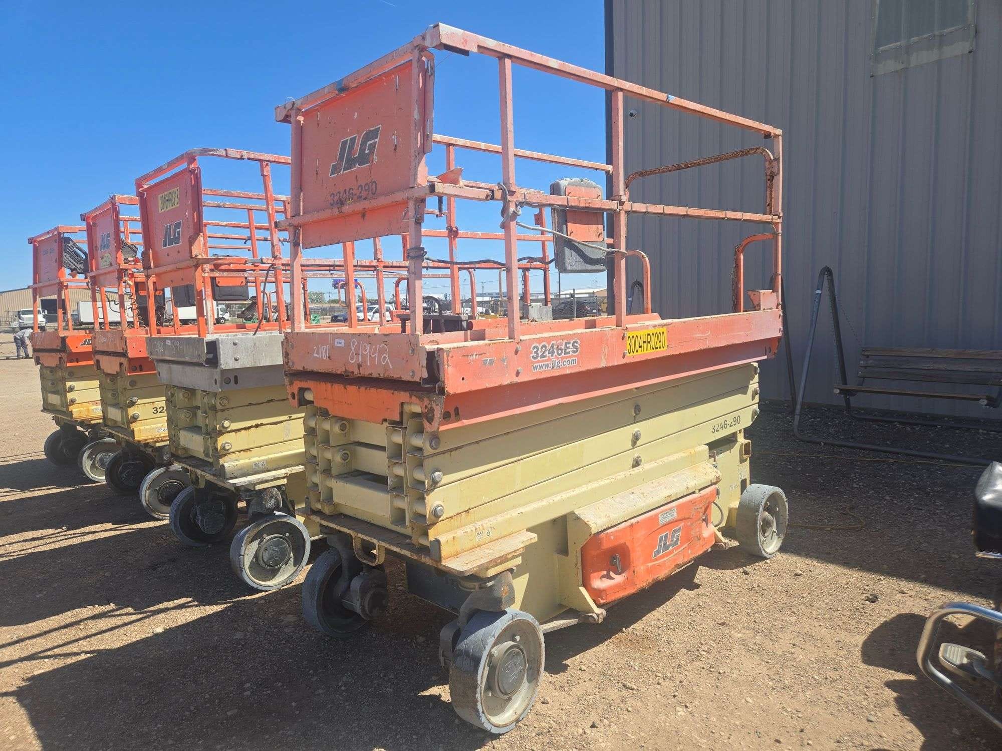 2015 JLG 3246ES Equipment Image0