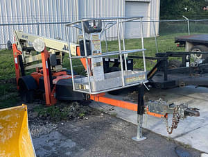 2015 JLG T350 Image