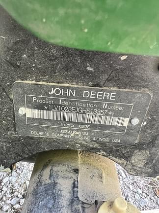 Image of John Deere 1023E equipment image 4