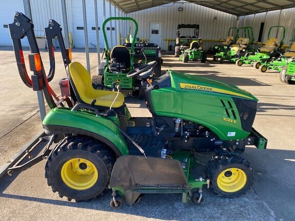 Main image John Deere 1023E