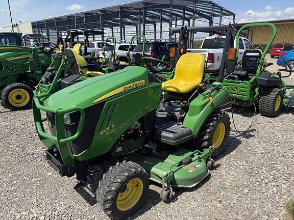 Image of John Deere 1023E equipment image 1