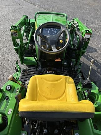 Image of John Deere 1023E equipment image 4