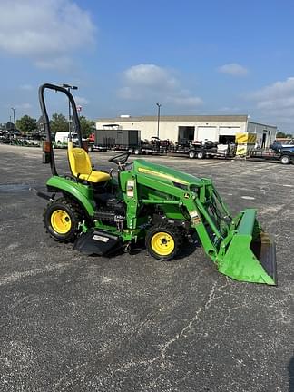 Image of John Deere 1023E equipment image 1