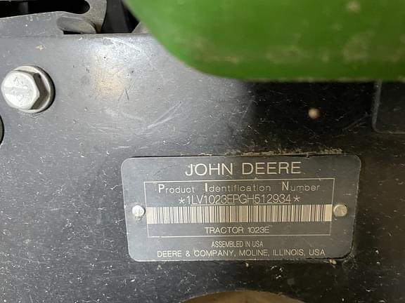 Image of John Deere 1023E equipment image 1