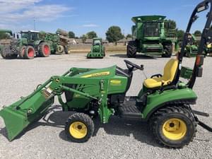 2015 John Deere 1023E Image