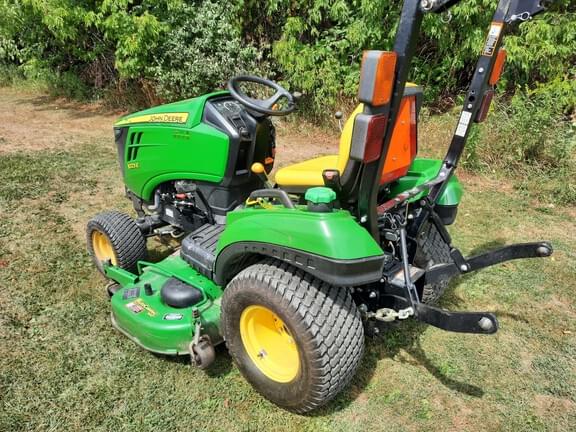 Image of John Deere 1023E equipment image 2