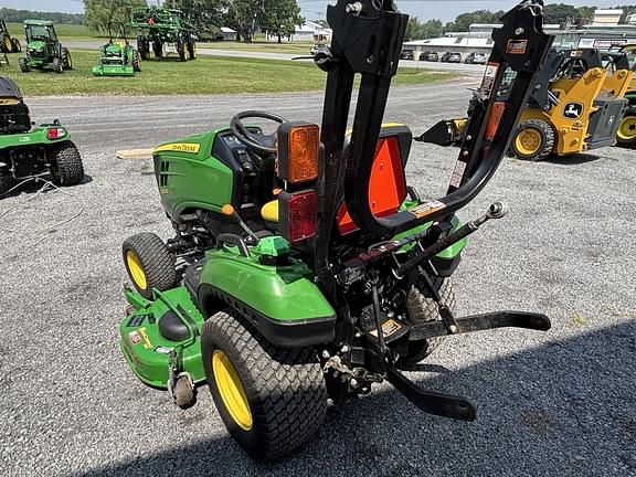 Image of John Deere 1023E equipment image 4