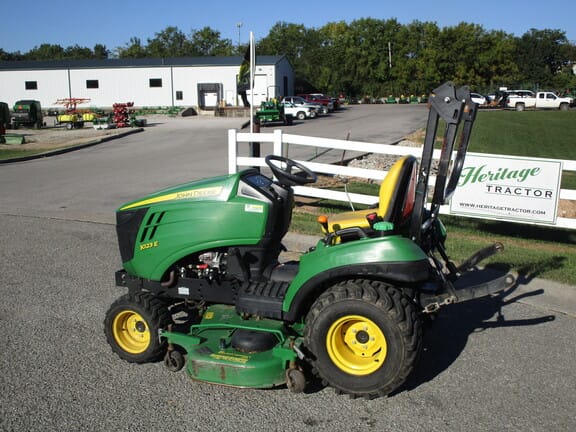 2015 John Deere 1023E Image