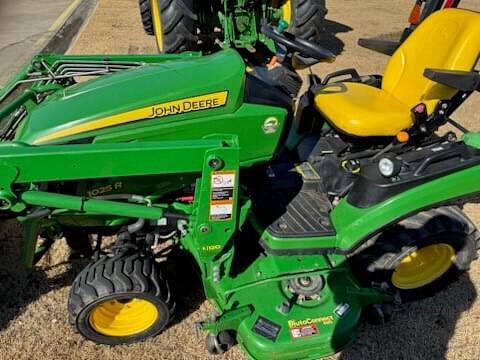 Image of John Deere 1025R equipment image 3