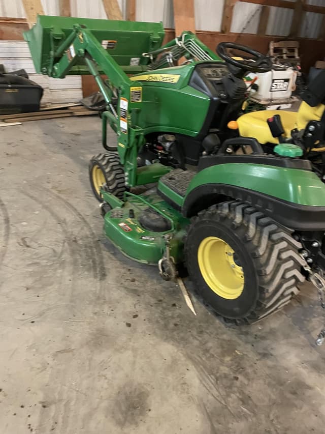 Image of John Deere 1025R equipment image 1